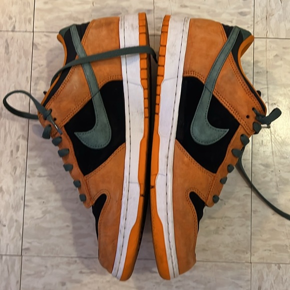 Nike Dunk Low - Picture 4 of 4